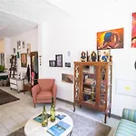 Casa Bruselas