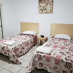 Casa Zona Iteso, Expo Guadalajara, Plaza Del Sol, Bugambilias.