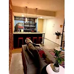 Ph En Piso 14, Mucha Seguridad Con Jacuzzi Y Gym