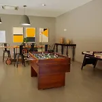 Spacious 3 Bedroom Apartment With Cool Amenities