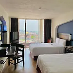 Hotel Fenix