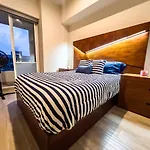 Modern 12Th-Floor Penthouse W 2 Balconies & City Views