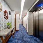 Hotel Velvet Plaza