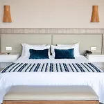 Hotel Velvet Plaza