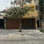 Casa Membrillo In Tlaquepaque