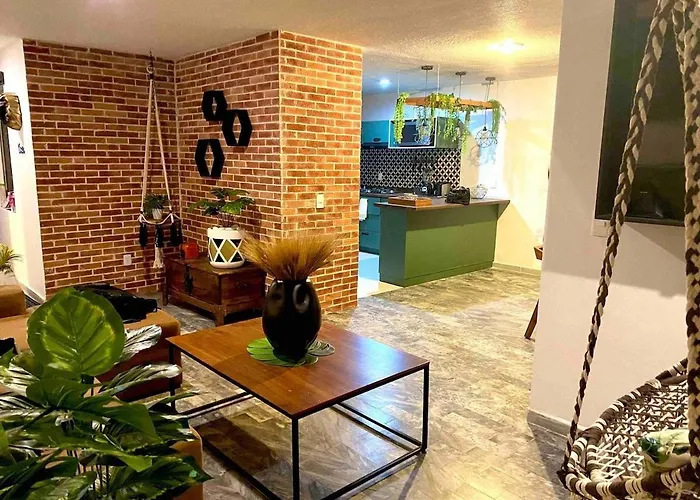 Planta Baja Enorme, Jardin, Parking, Hasta 11 Pax