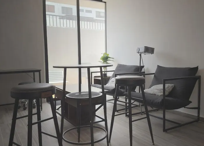 Departamento Con Alberca Y Terraza