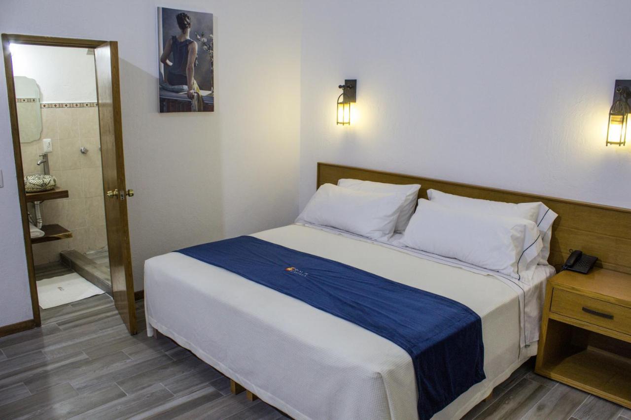 Real De Castilla Hotel