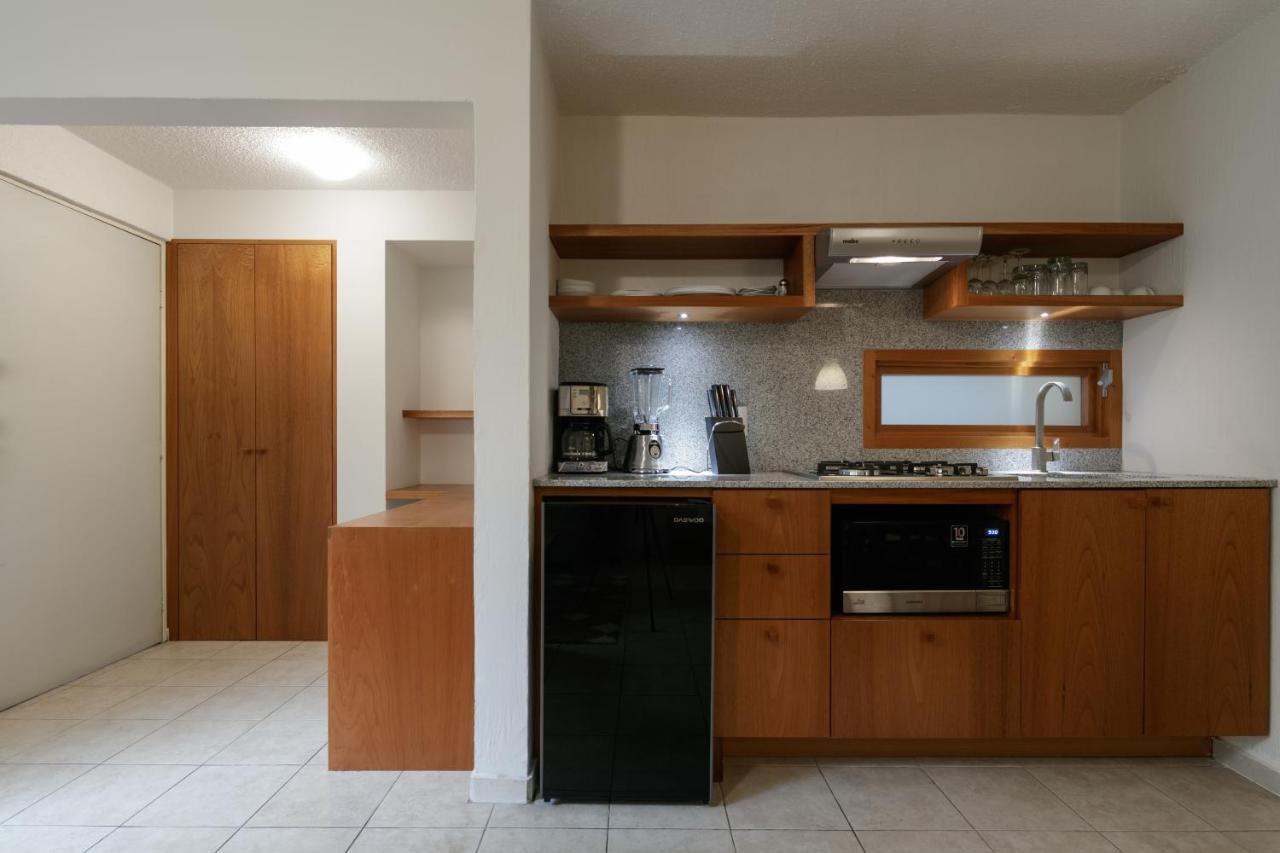 West End Aparthotel *