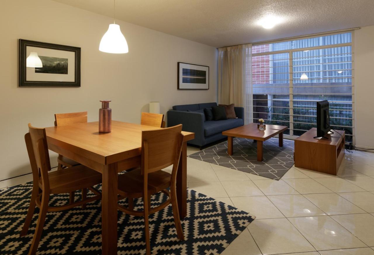 Aparthotel West End