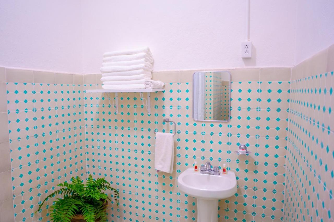 Hotel Casa Bruselas 2*