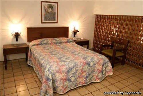 Hotel Isabel Guadalajara