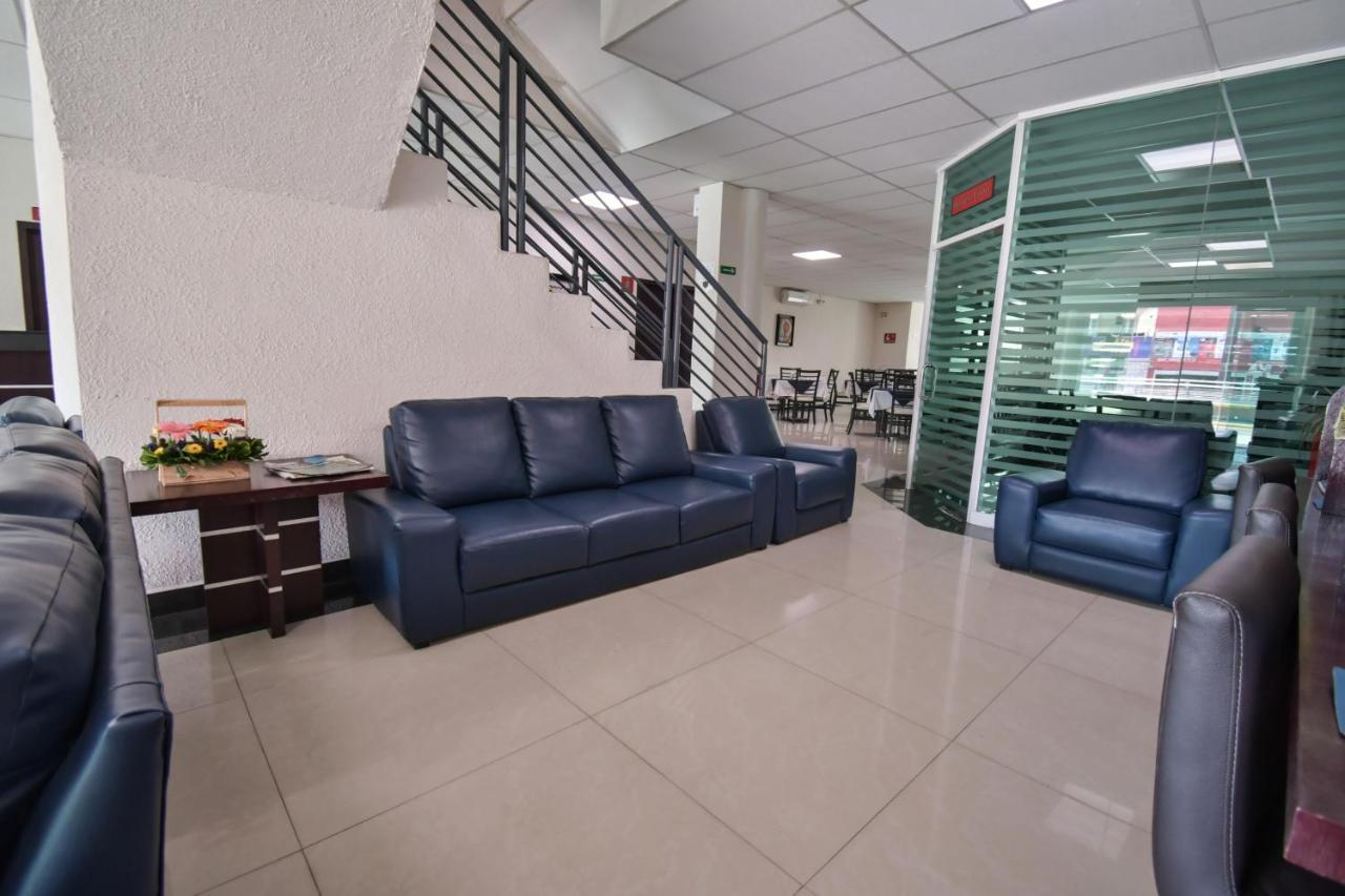Hotel Portonovo Plaza Centro 3*