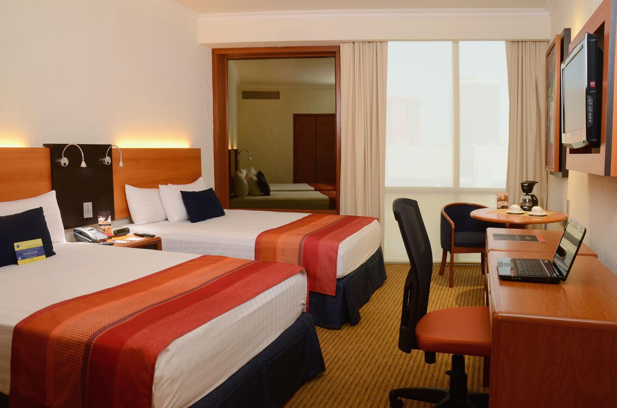 Plaza Expo Hotel