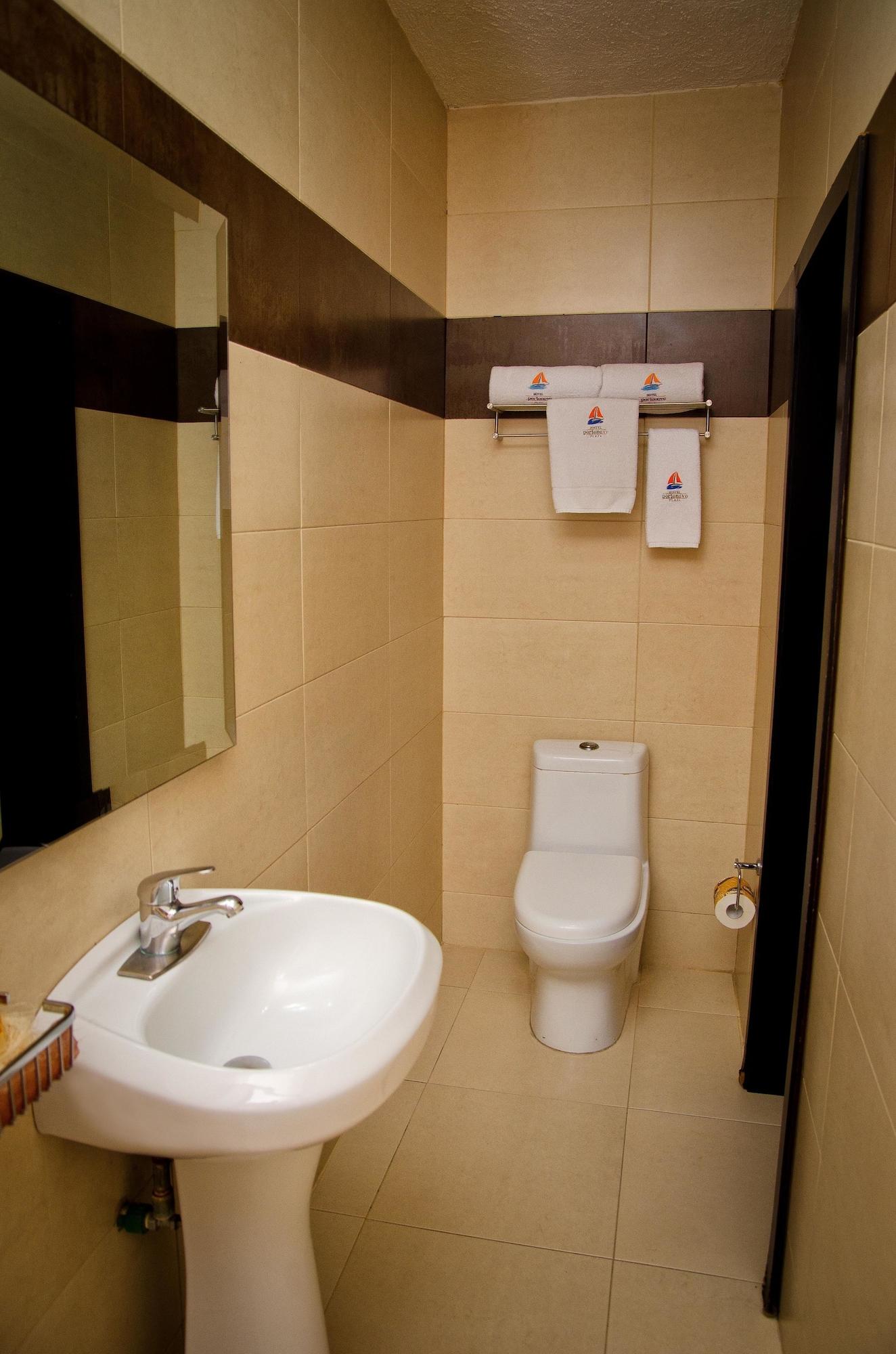 Portonovo Plaza Centro Hotel 3*