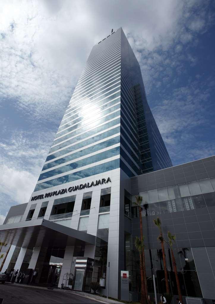 Riu Plaza Hotel 4*