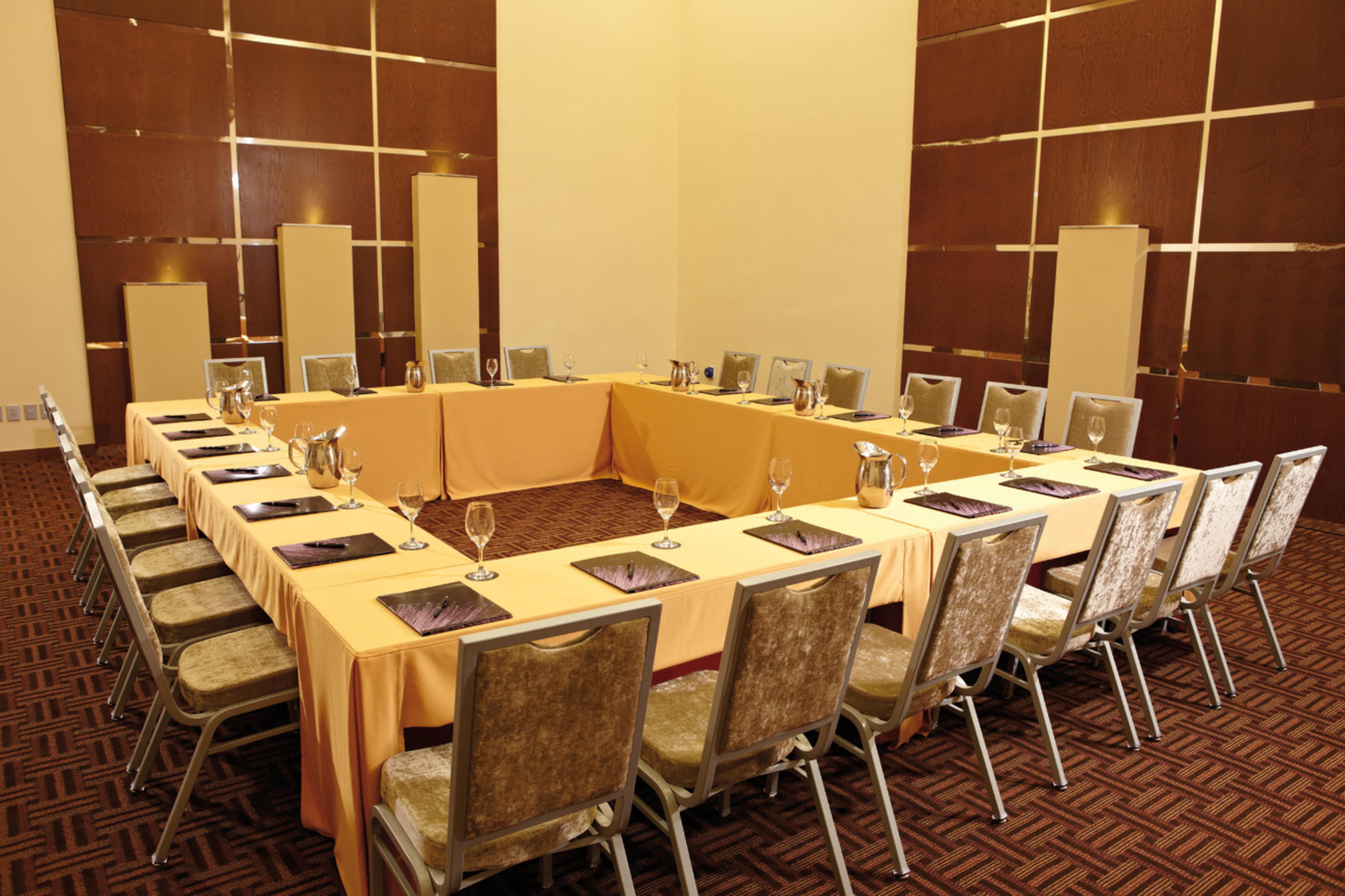 Riu Plaza Hotel