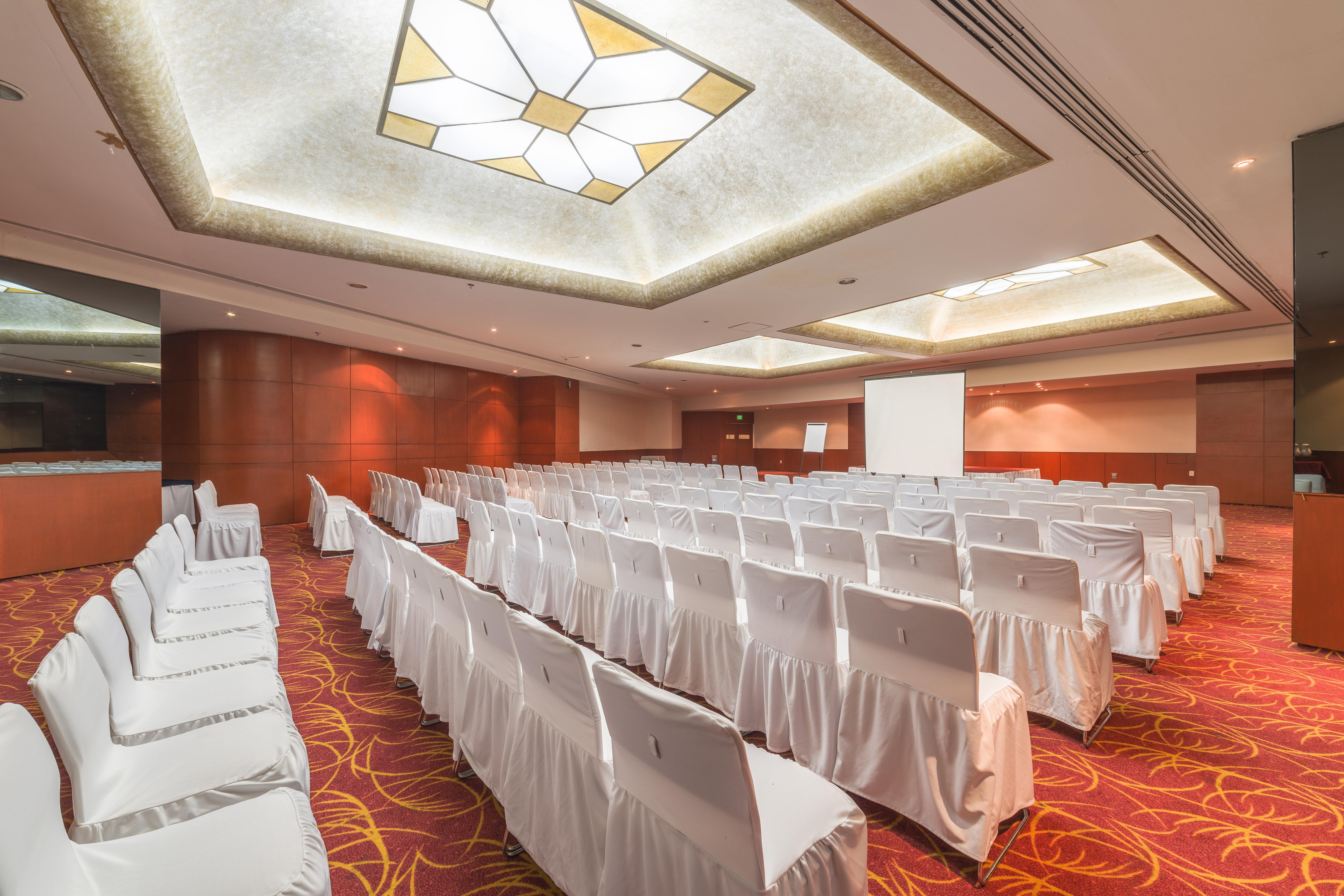 Holiday Select By Ihg