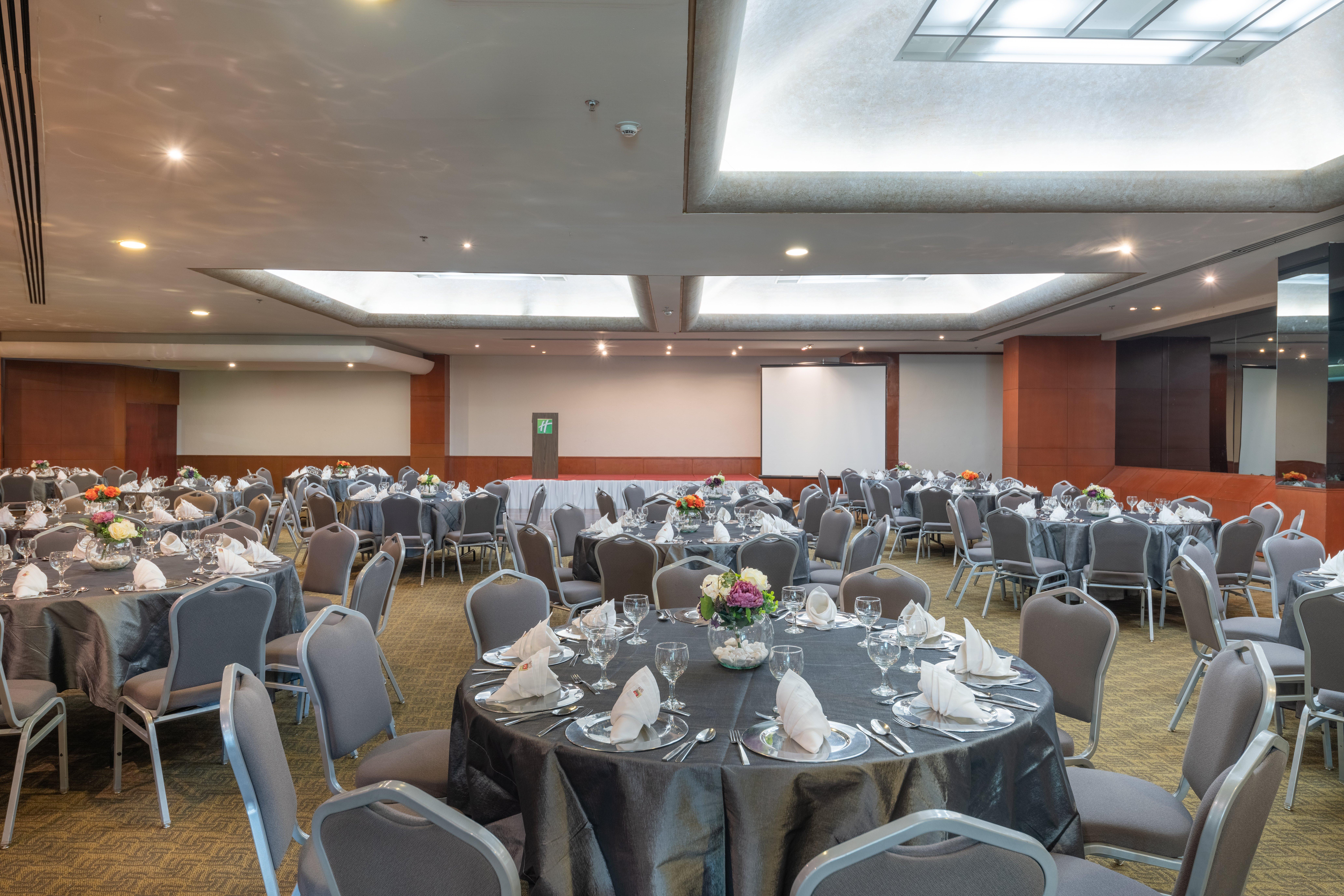 Hotel Holiday Select By Ihg