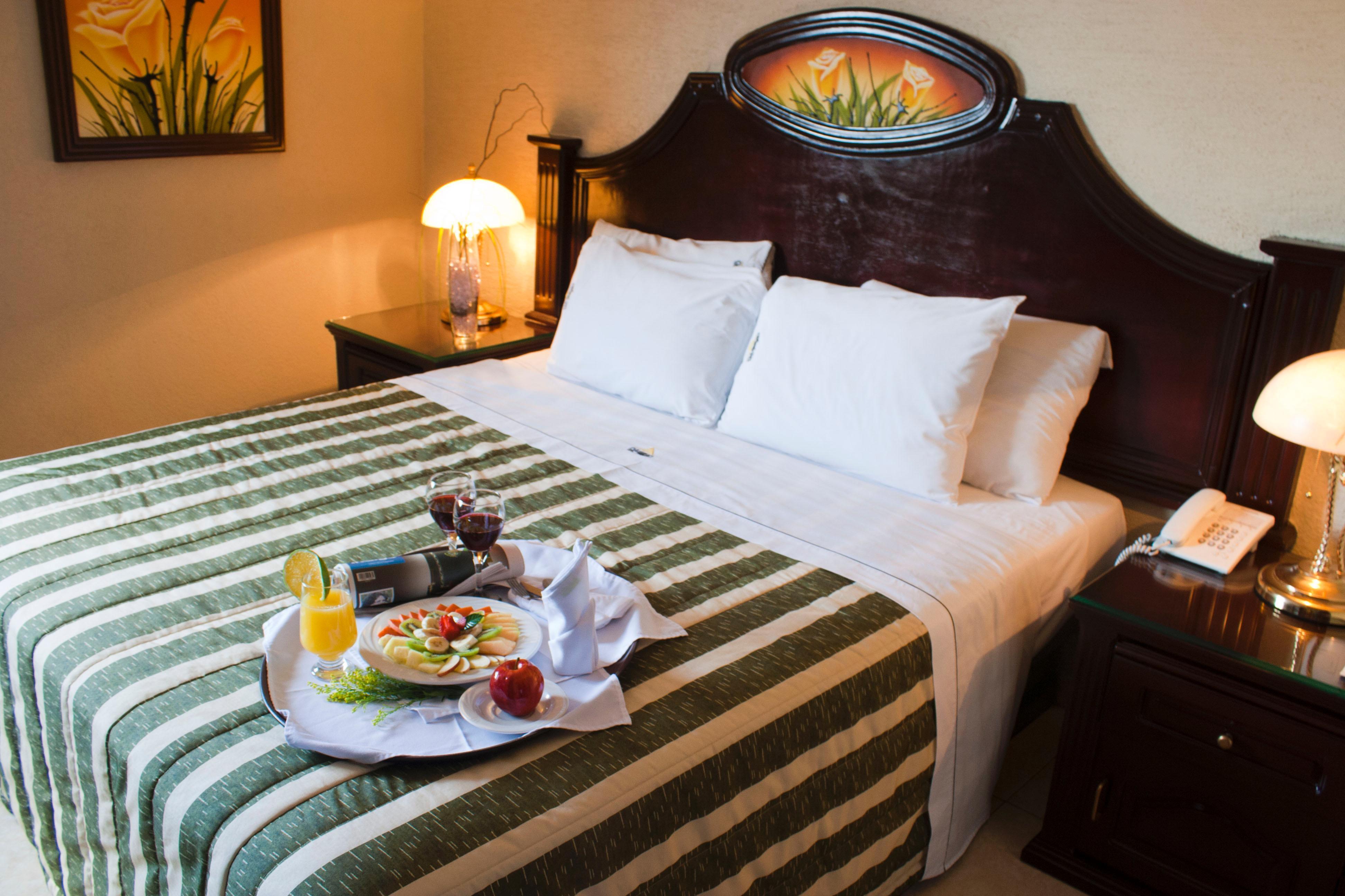 Casino Plaza Hotel 4*