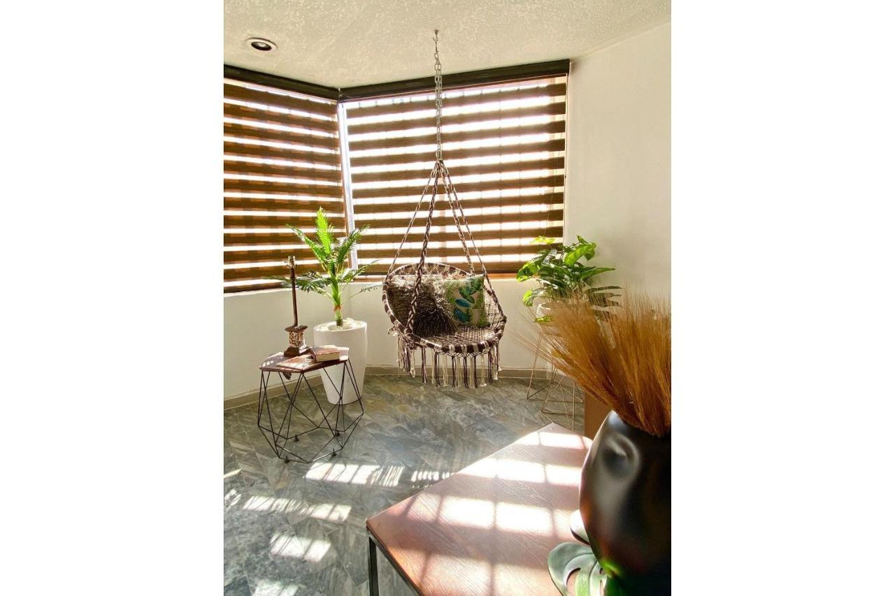 Apartment Planta Baja Enorme, Jardin, Parking, Hasta 11 Pax