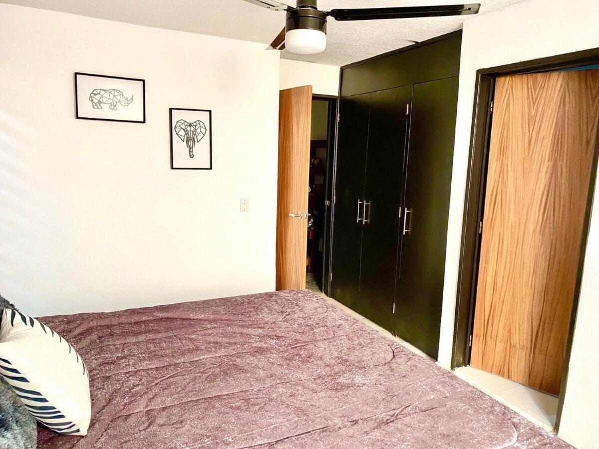 Planta Baja Enorme, Jardin, Parking, Hasta 11 Pax