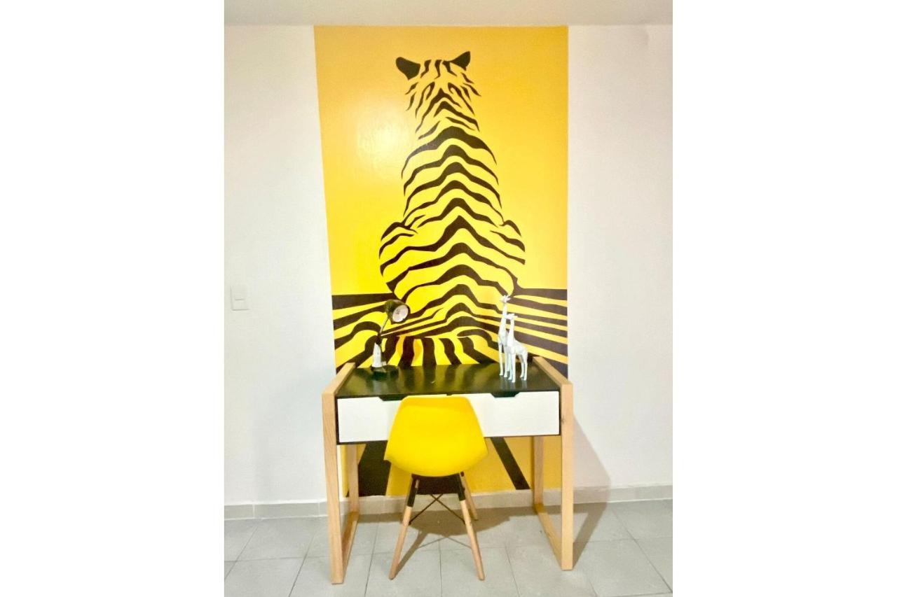 Planta Baja Enorme, Jardin, Parking, Hasta 11 Pax *