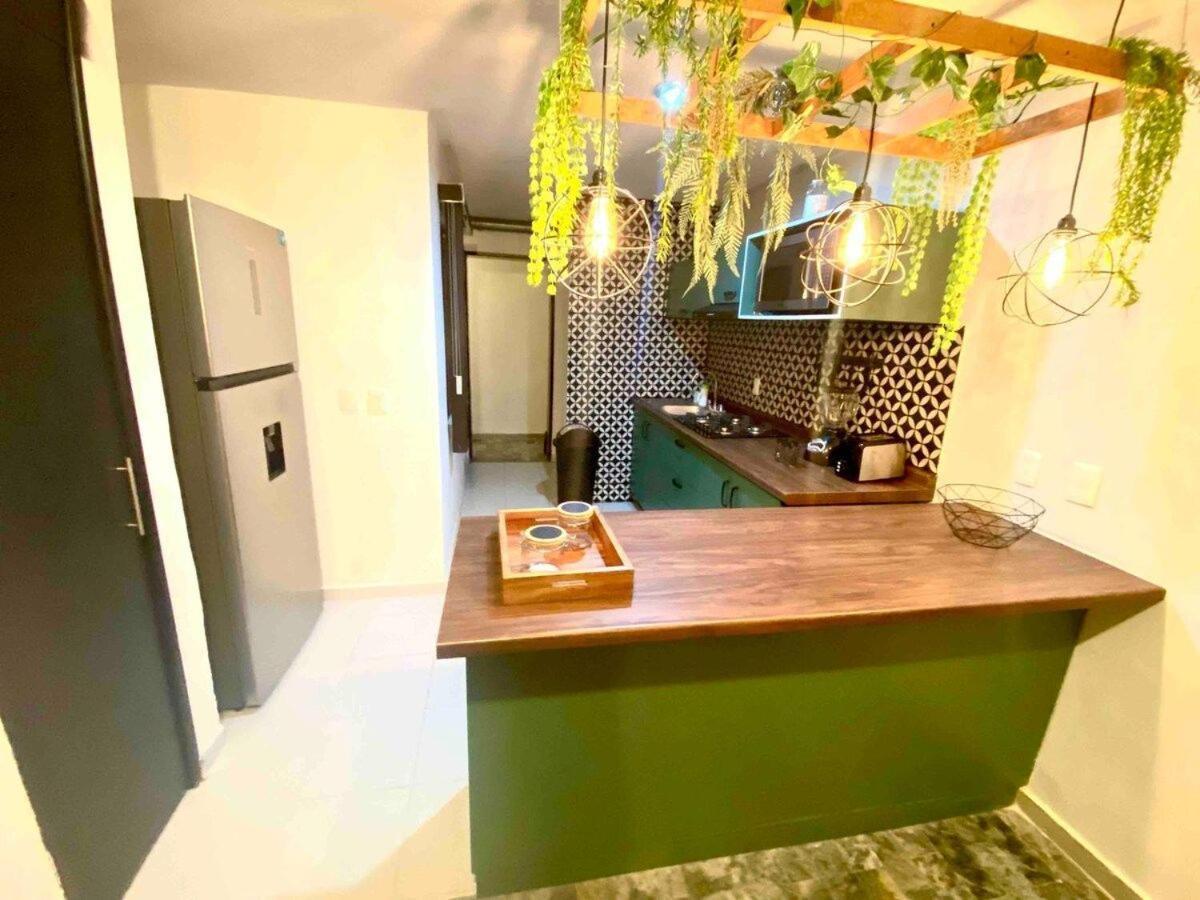 Planta Baja Enorme, Jardin, Parking, Hasta 11 Pax *