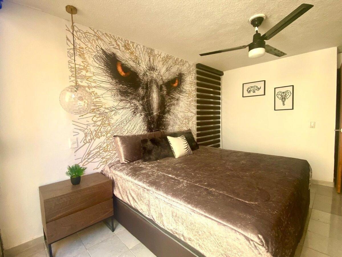 Planta Baja Enorme, Jardin, Parking, Hasta 11 Pax Apartment *