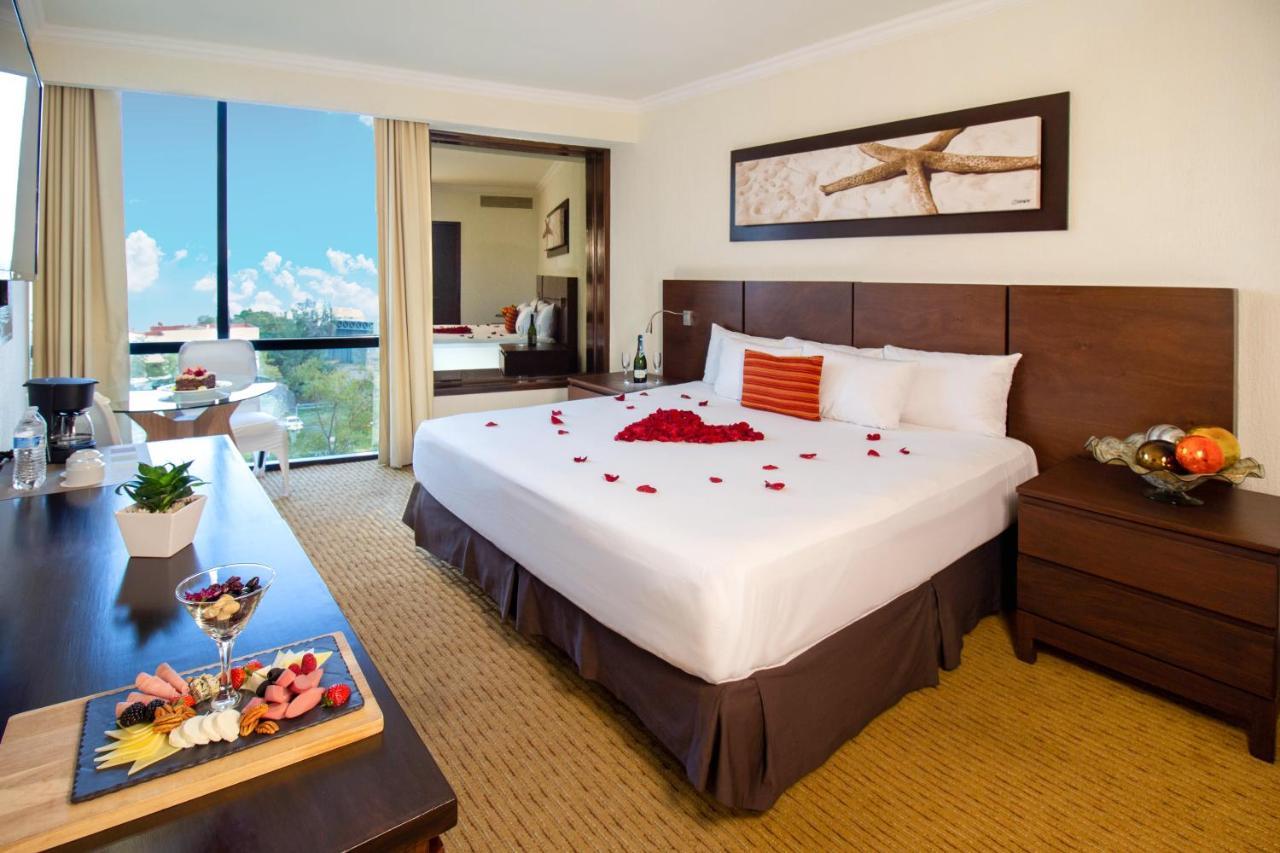 Hotel Plaza Expo 4*
