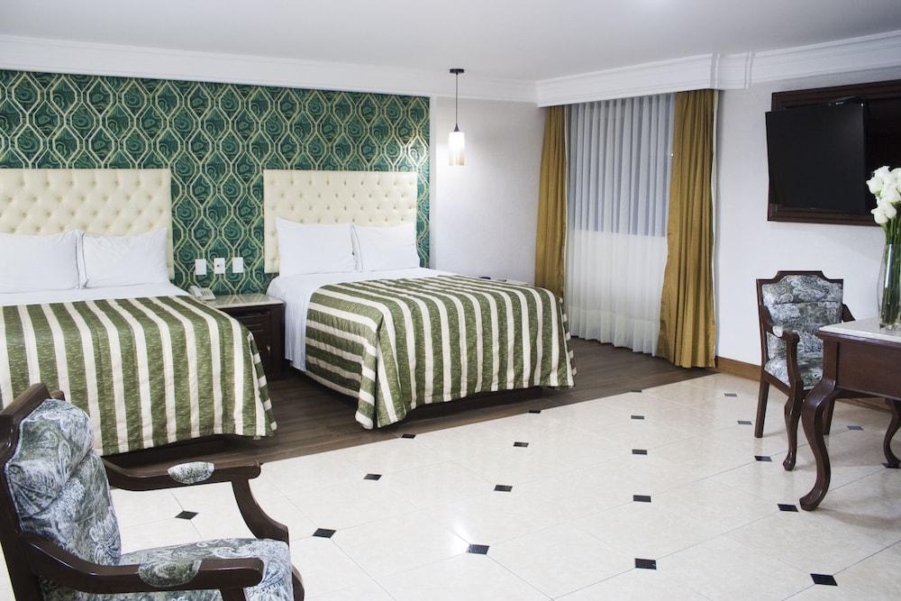 Casino Plaza 4*