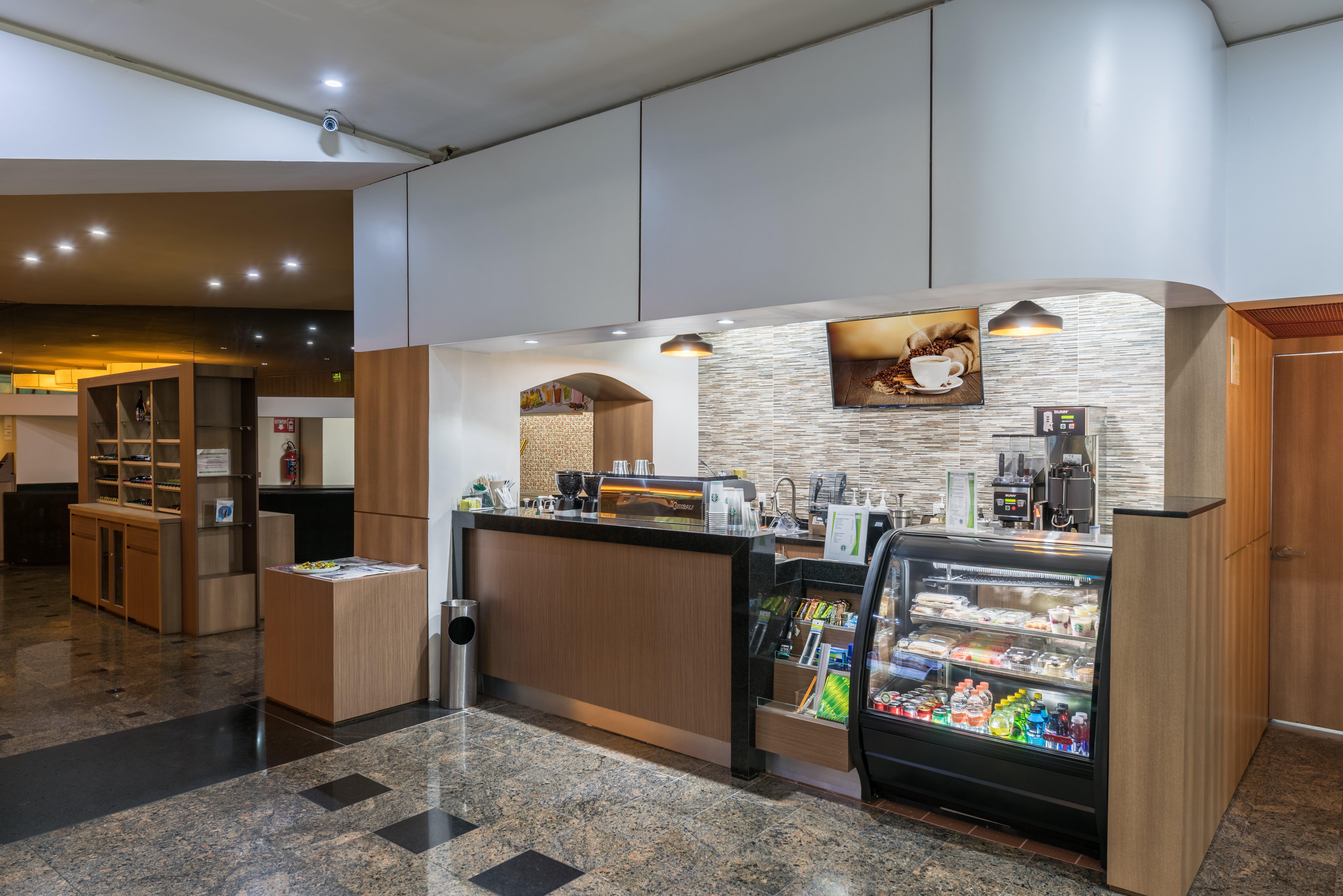 Holiday Select By Ihg Hotel 4*