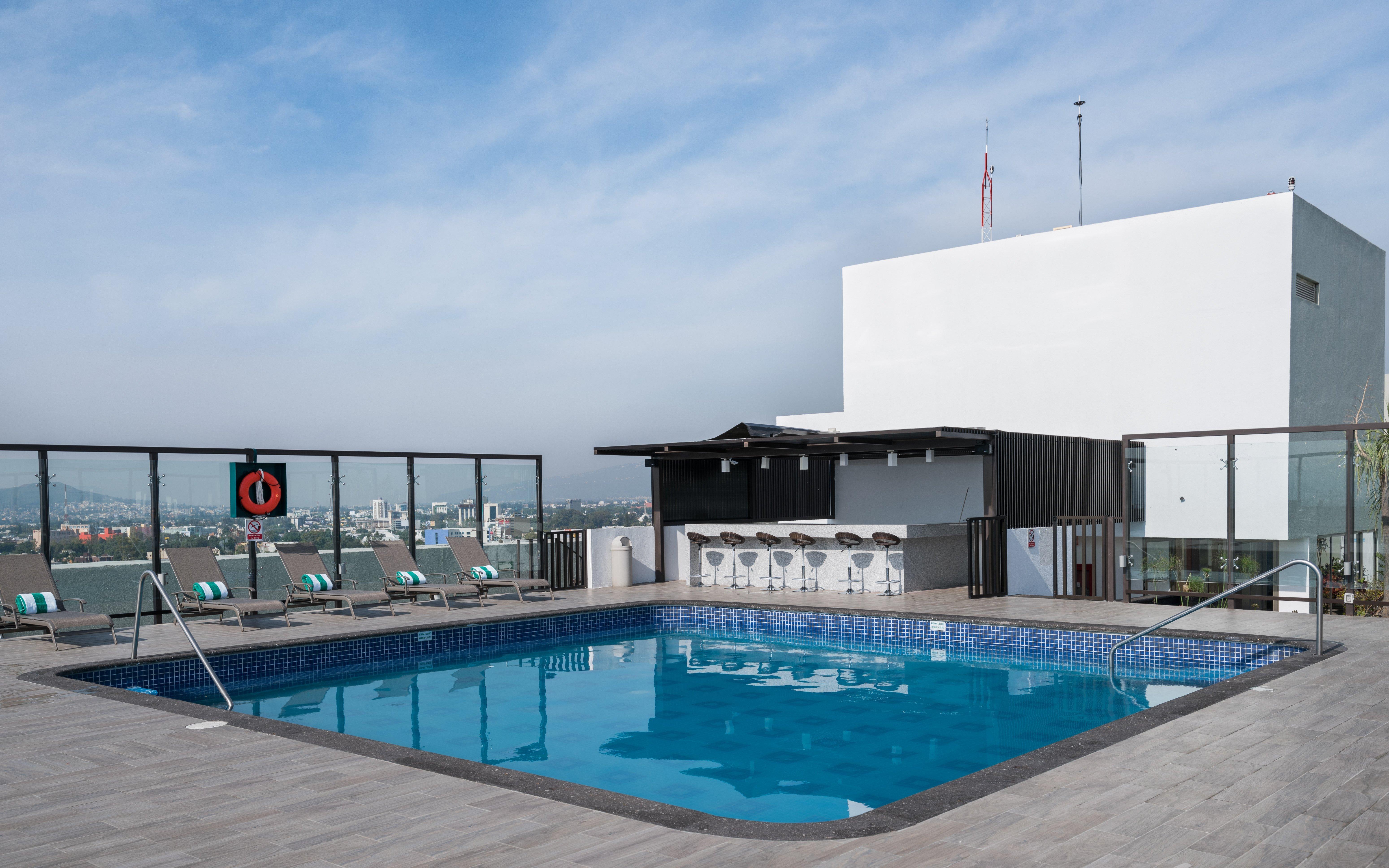 Hotel Holiday Select By Ihg