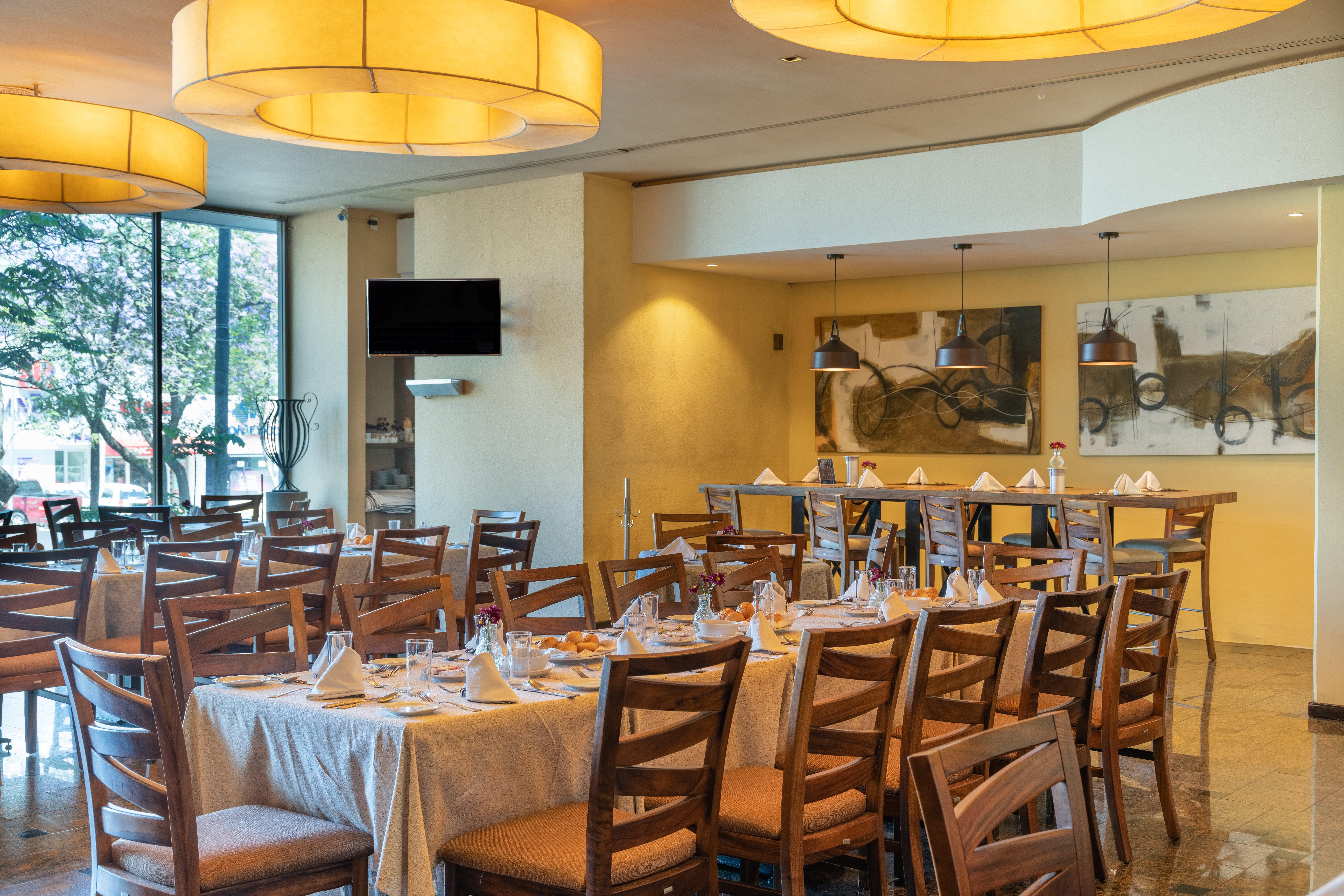 Holiday Select By Ihg 4*