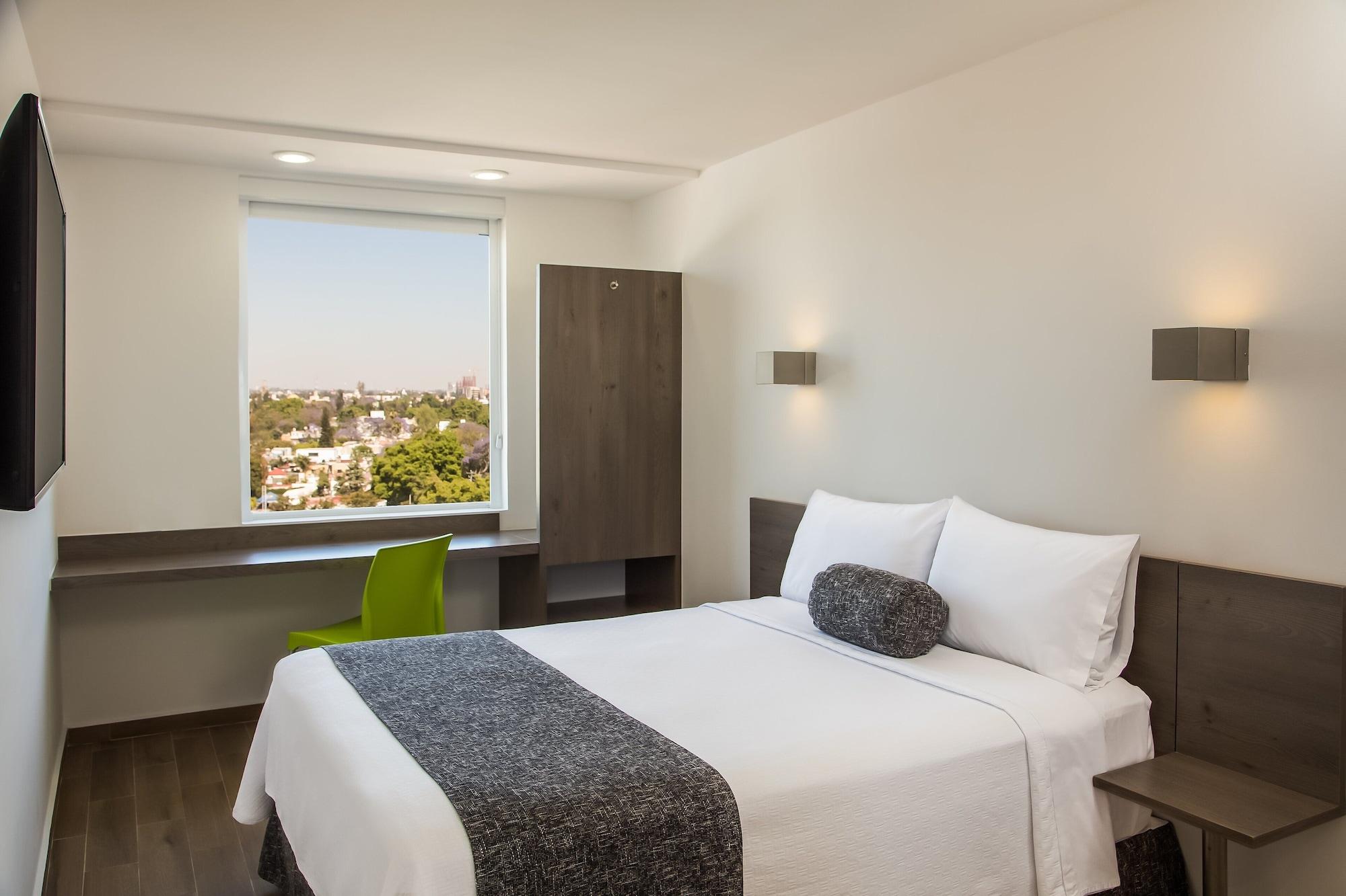 Hotel One Expo 3*