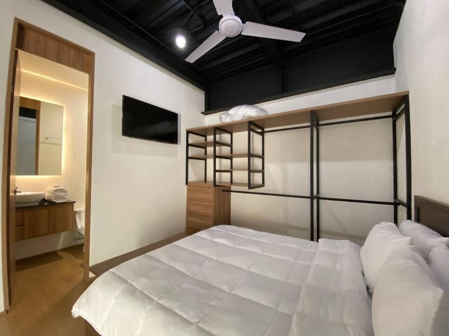 Loft Doble Altura / Chapu 102 @serra *