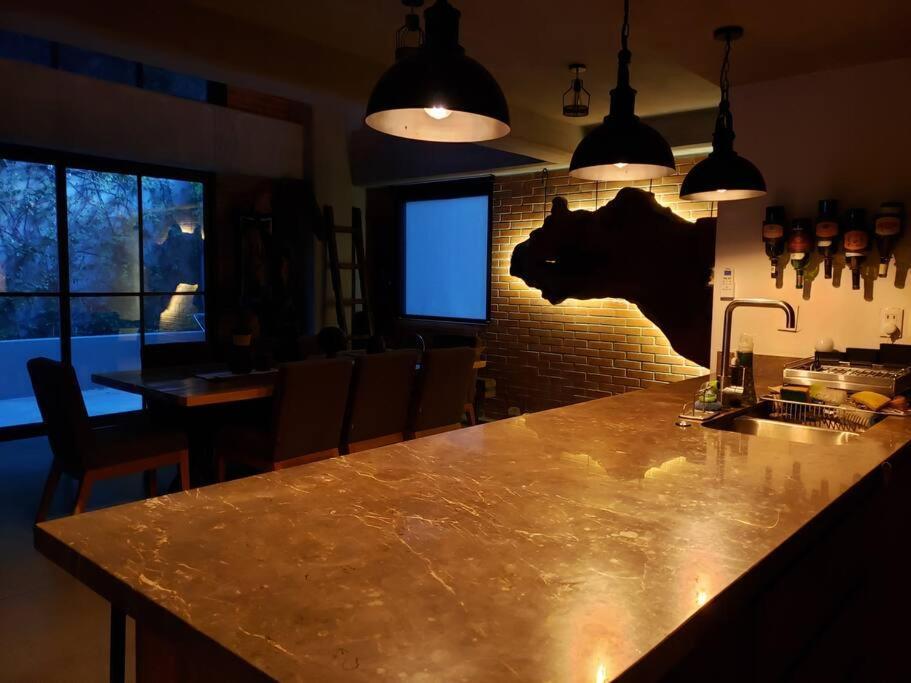 Loft In In Americana Apartment *