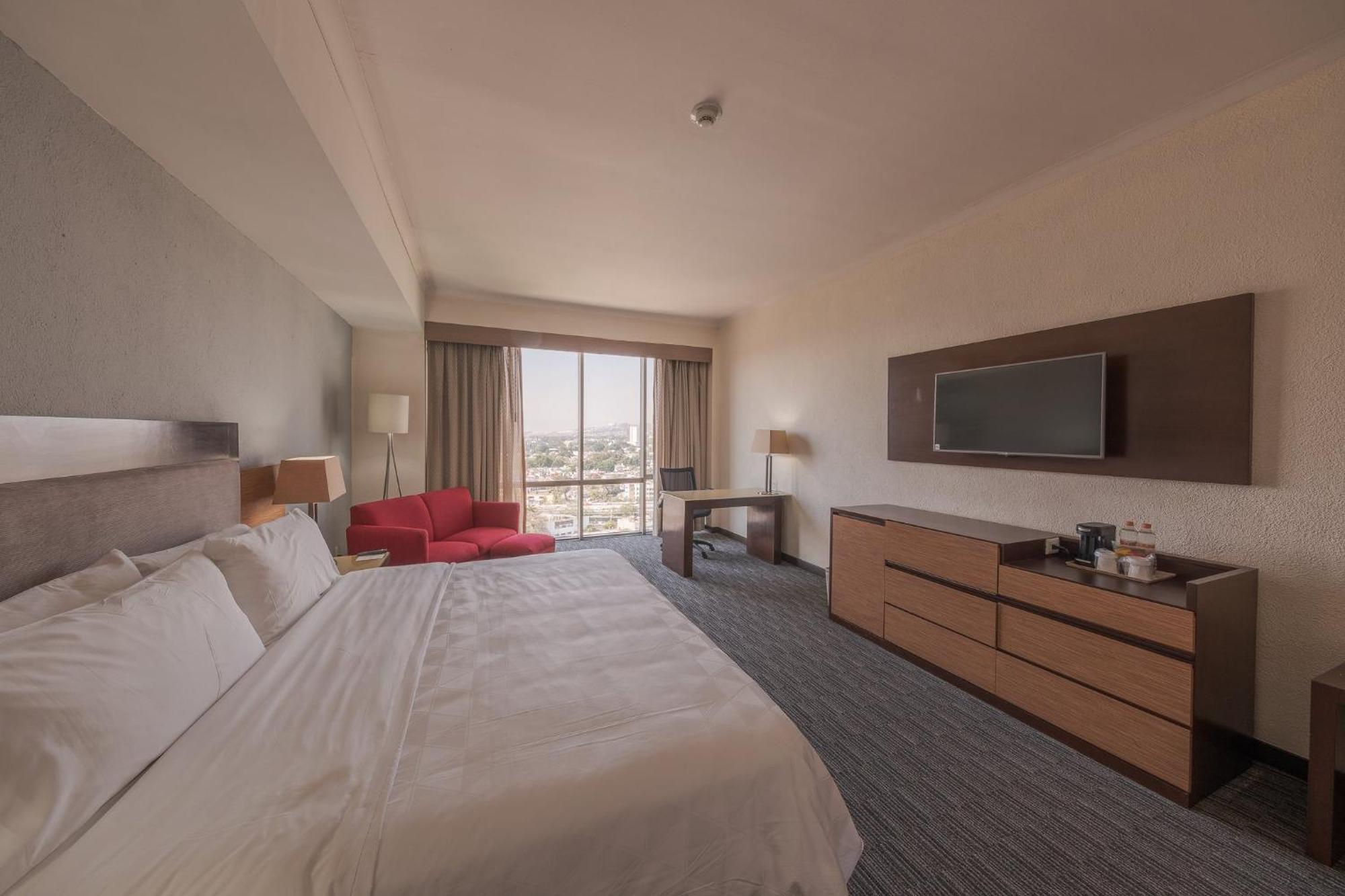 Holiday Select By Ihg Hotel Guadalajara
