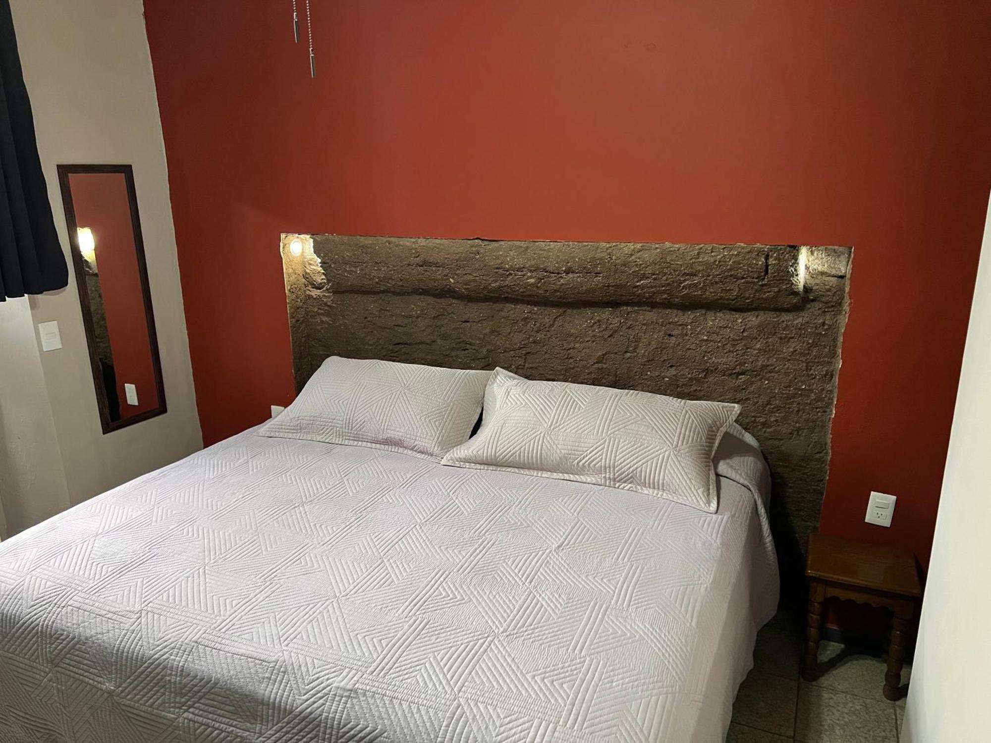 Apartment Ubicada A 1 Cuadra Del Parian En Centro Tlaquepaque Privada E Independiente *