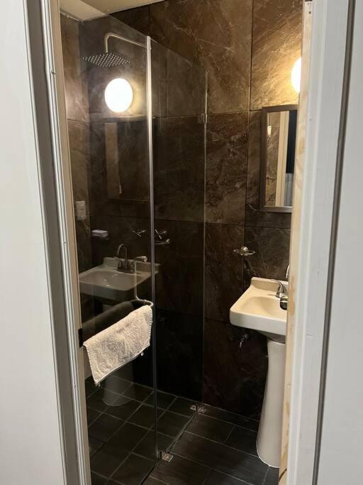 Apartment Ubicada A 1 Cuadra Del Parian En Centro Tlaquepaque Privada E Independiente Guadalajara
