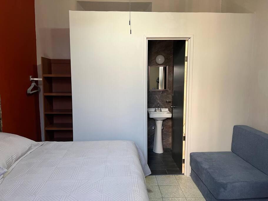 Apartment Ubicada A 1 Cuadra Del Parian En Centro Tlaquepaque Privada E Independiente Guadalajara