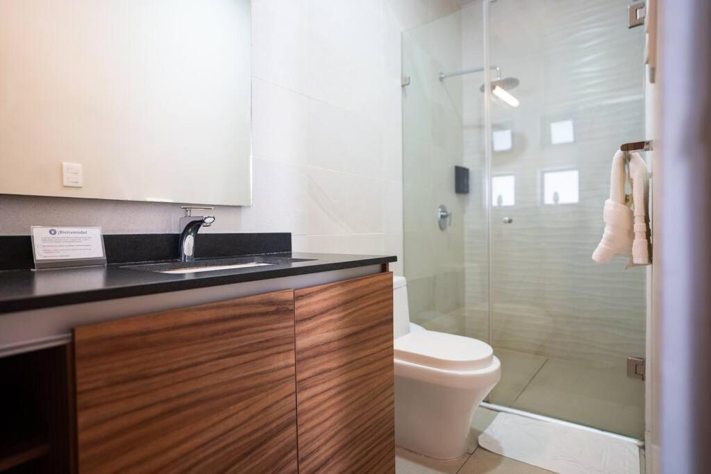 2 Habitaciones, 4 Camas, 2 Banos, Wi-fi, La Americana Apartment Guadalajara