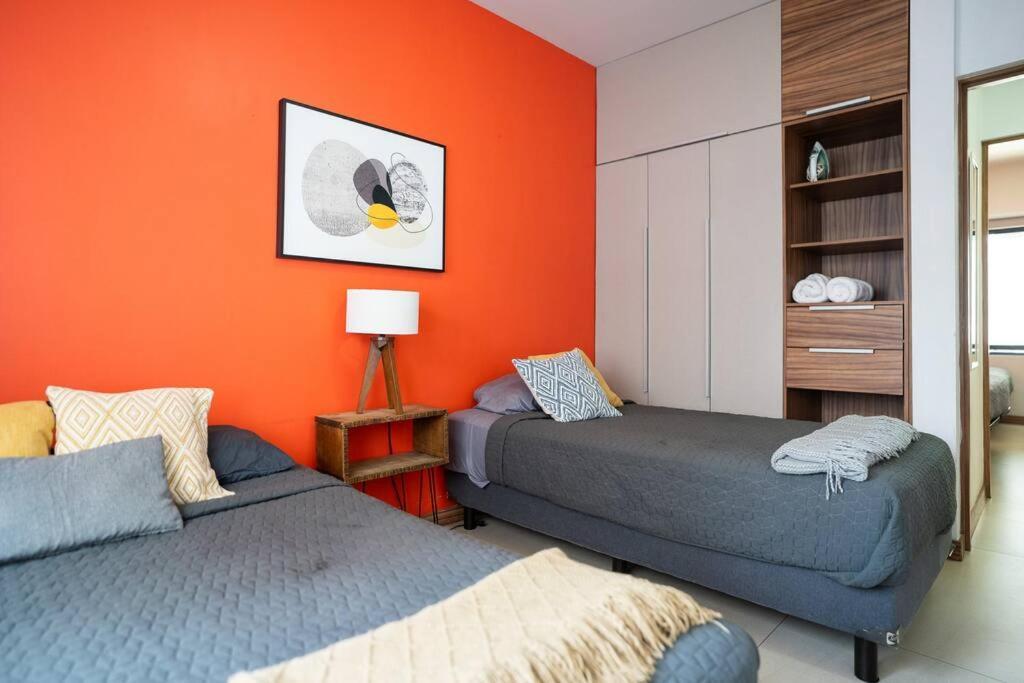 Apartment 2 Habitaciones, 4 Camas, 2 Banos, Wi-fi, La Americana Guadalajara