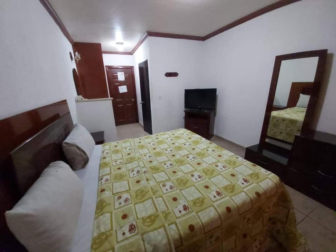 Hotel Estacion 2*