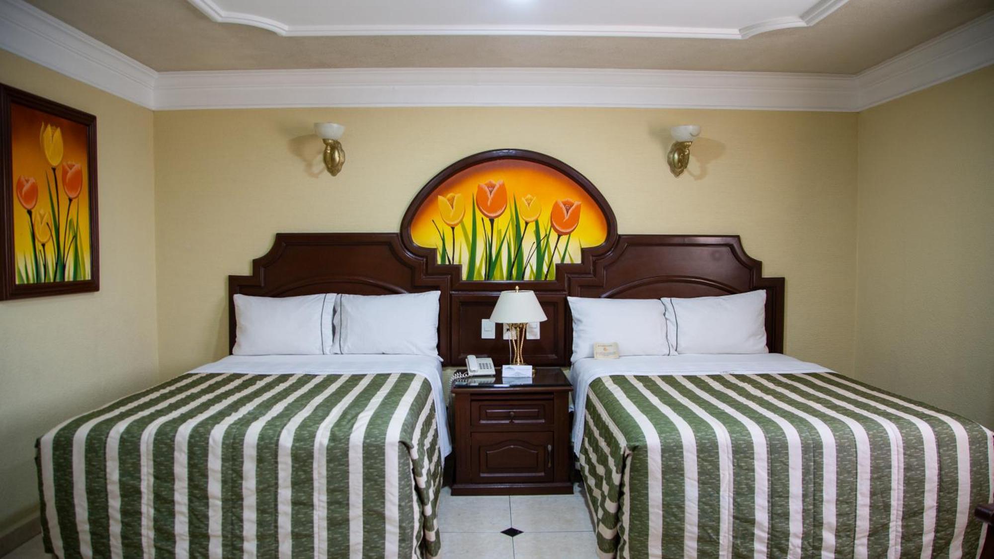 Hotel Casino Plaza 4*