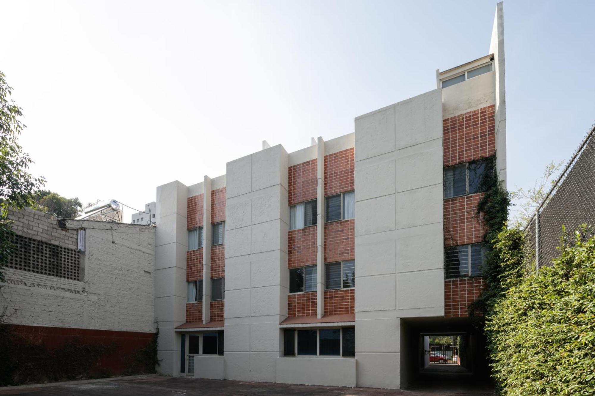 West End Aparthotel Guadalajara