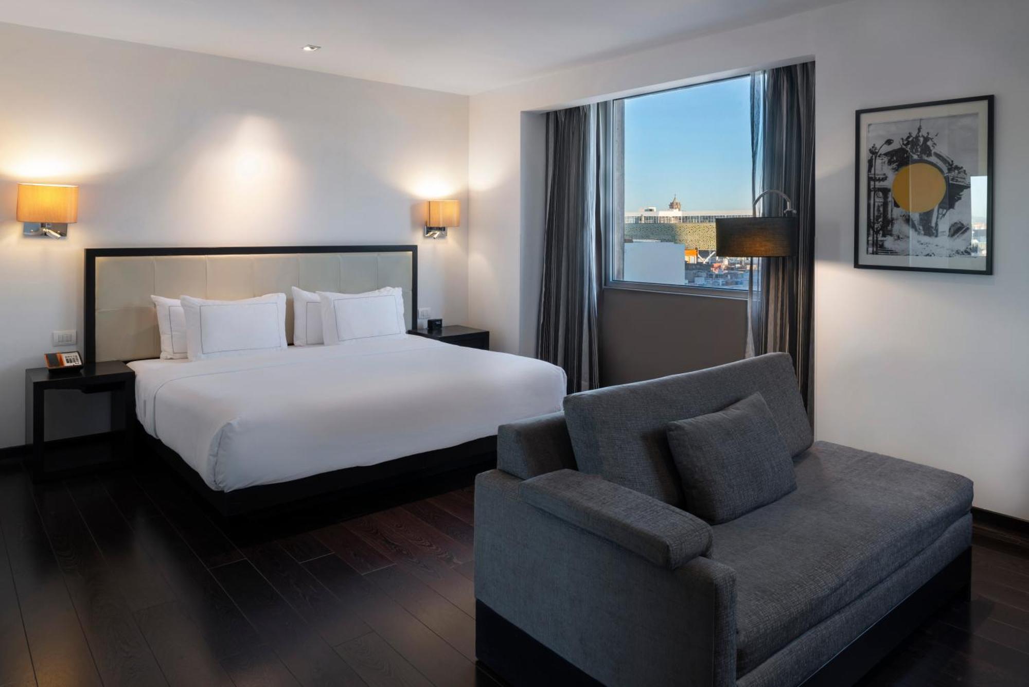 Hilton Doubletree Centro Historico 4*