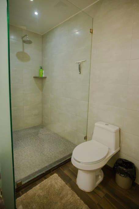 Spacious 3 Bedroom With Cool Amenities Apartment