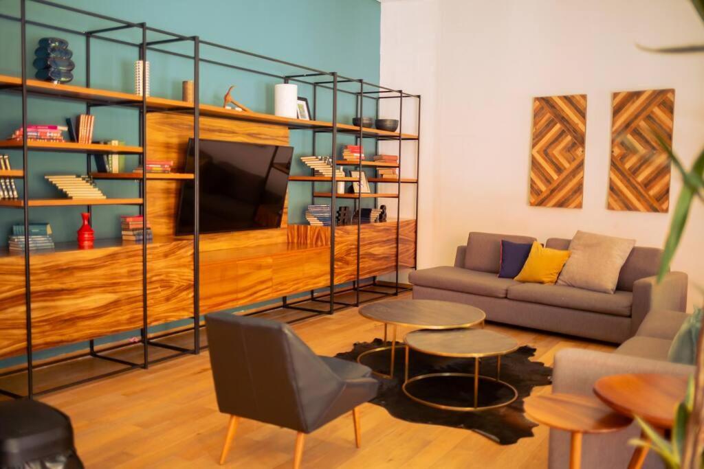 Spacious 3 Bedroom With Cool Amenities * Guadalajara