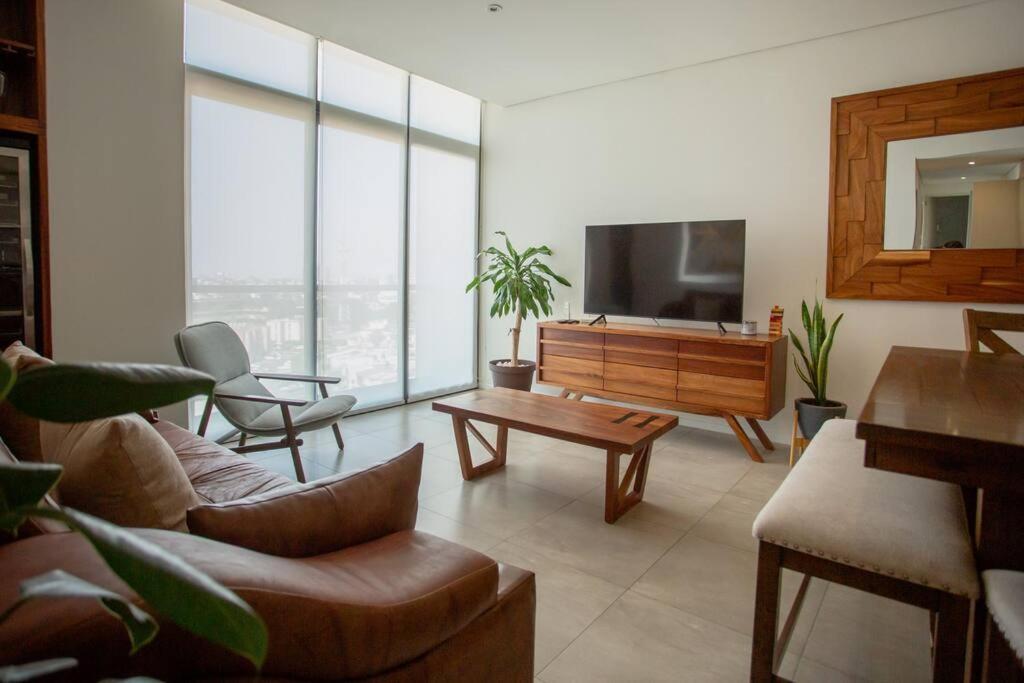 Spacious 3 Bedroom With Cool Amenities Guadalajara